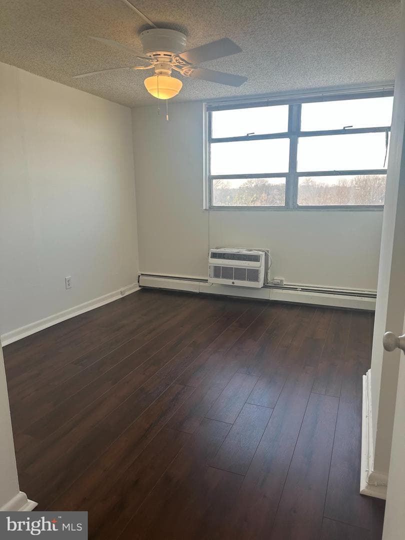 1030 E Lancaster Avenue #708 photo 11