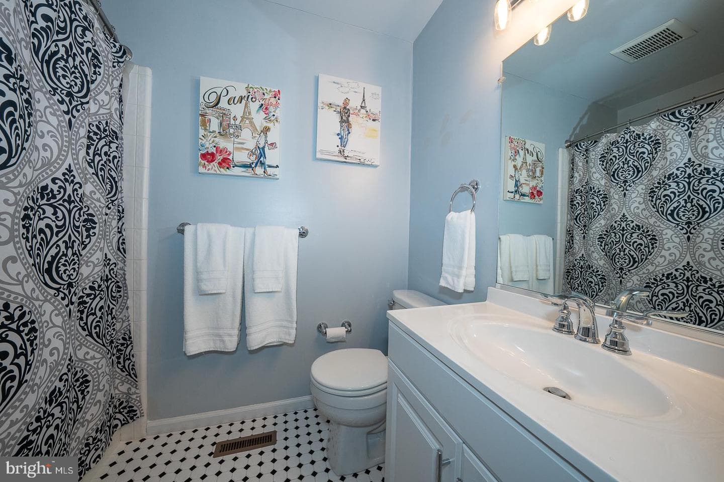 127 Springton Mews Circle photo 24