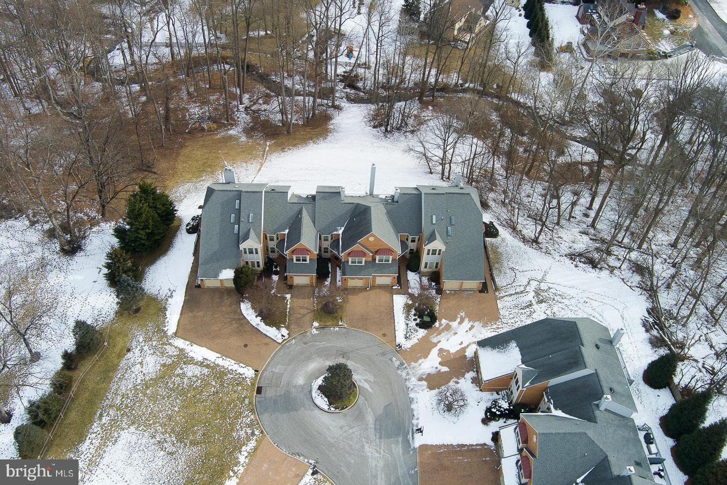 127 Springton Mews Circle photo 40