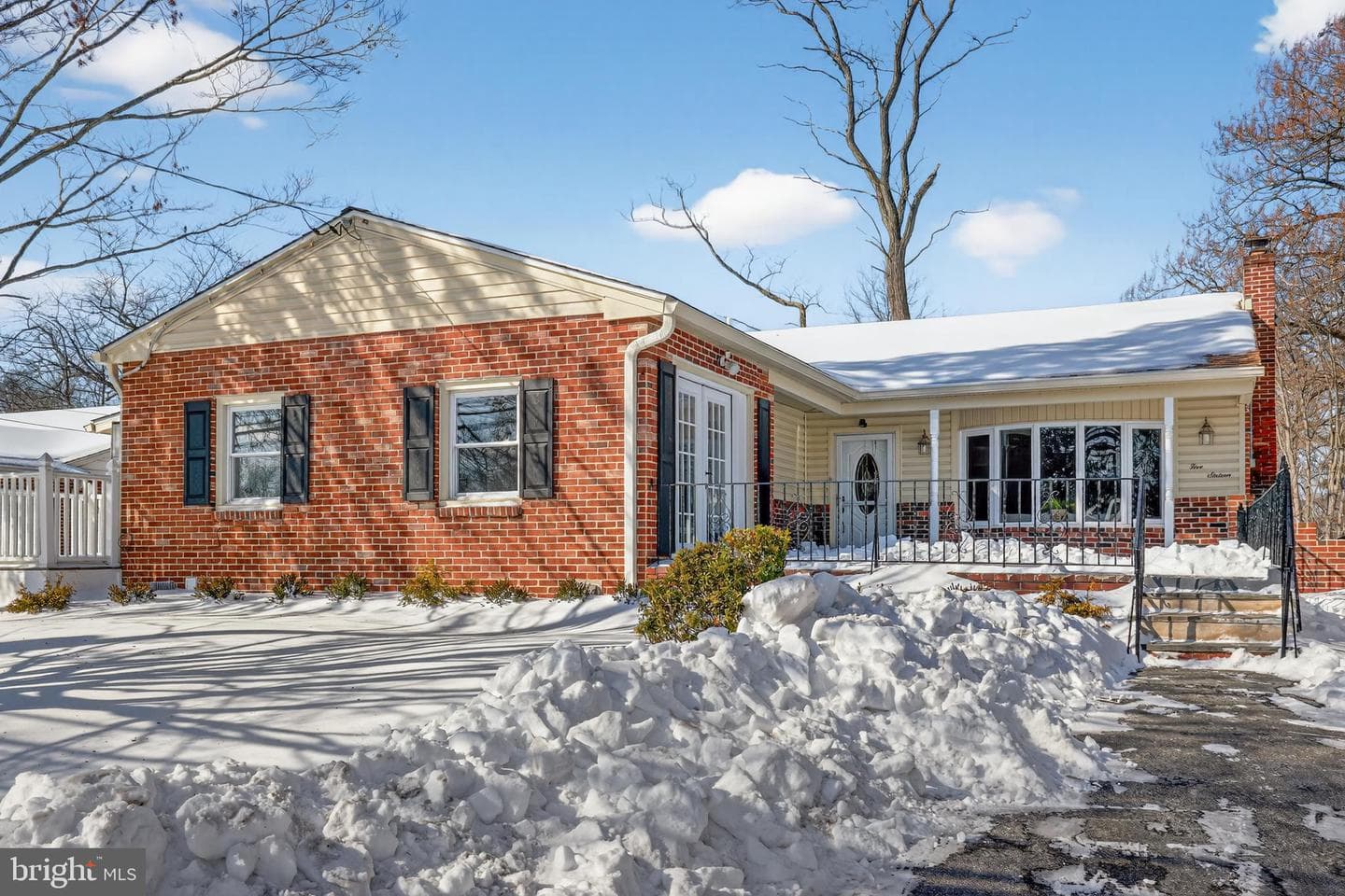 516 Beatty Road photo 2
