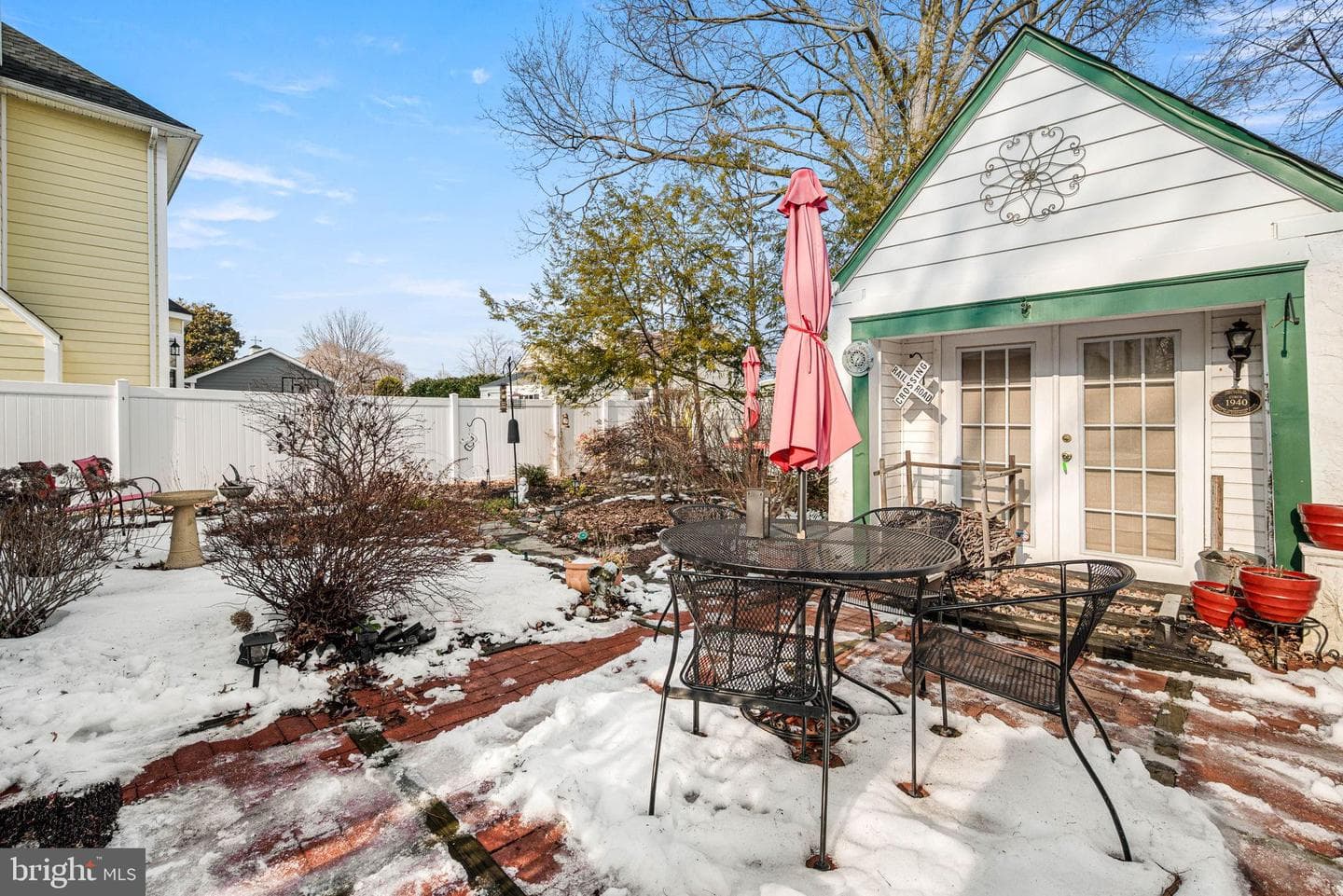 405 Tasker Street photo 21
