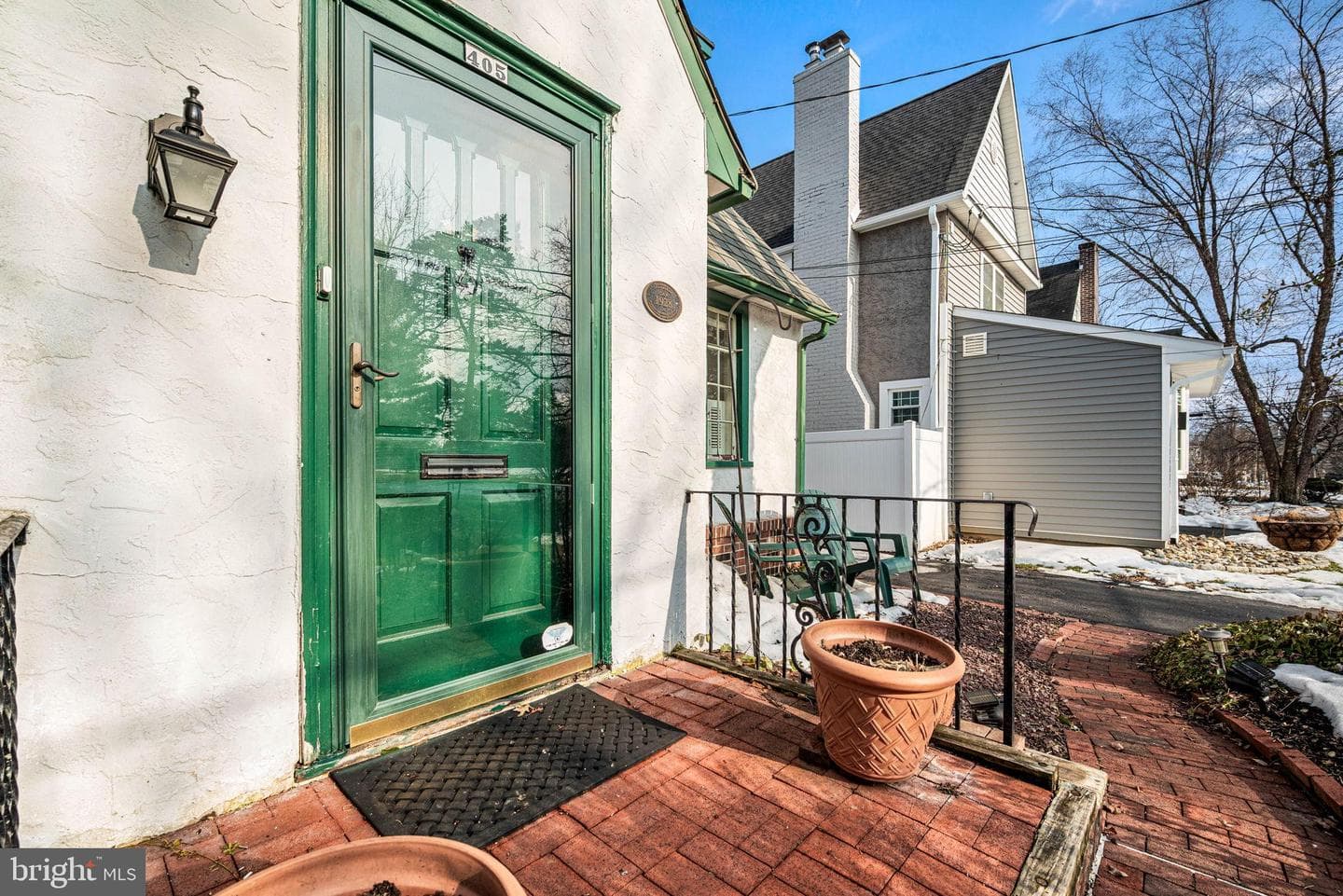 405 Tasker Street photo 24