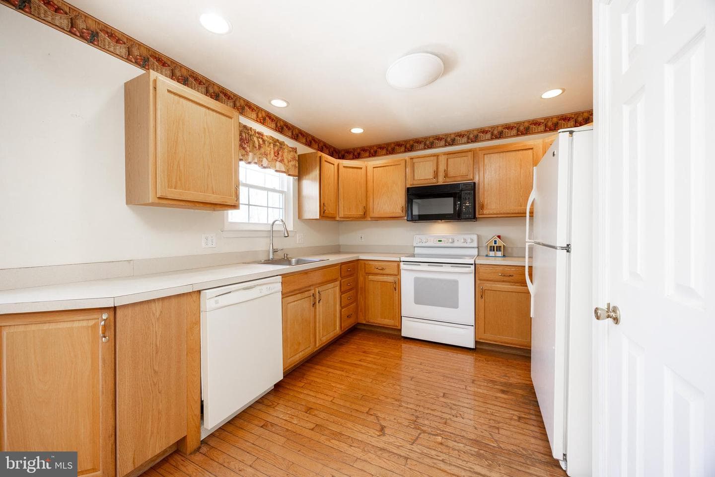 222 Spring Valley Way photo 11