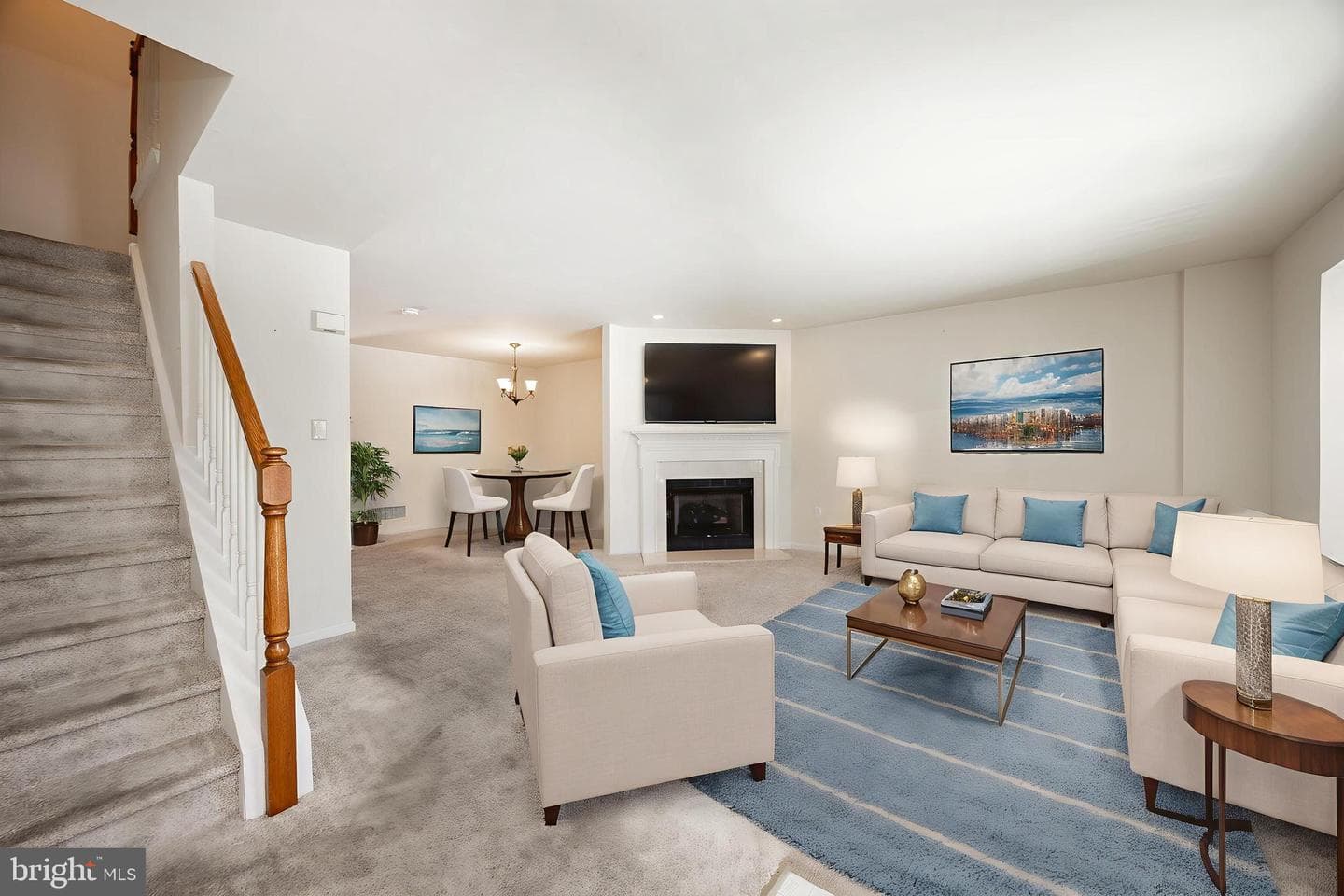 222 Spring Valley Way photo 2