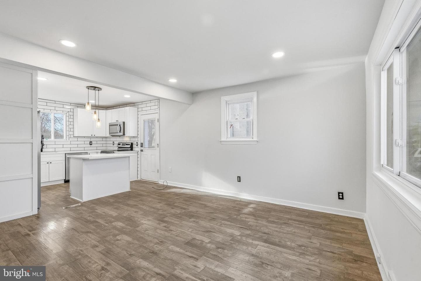 2238 Blueball Avenue photo 5