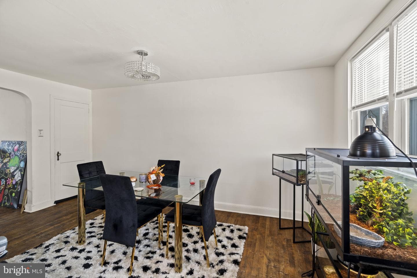 200 W 21st Street photo 10
