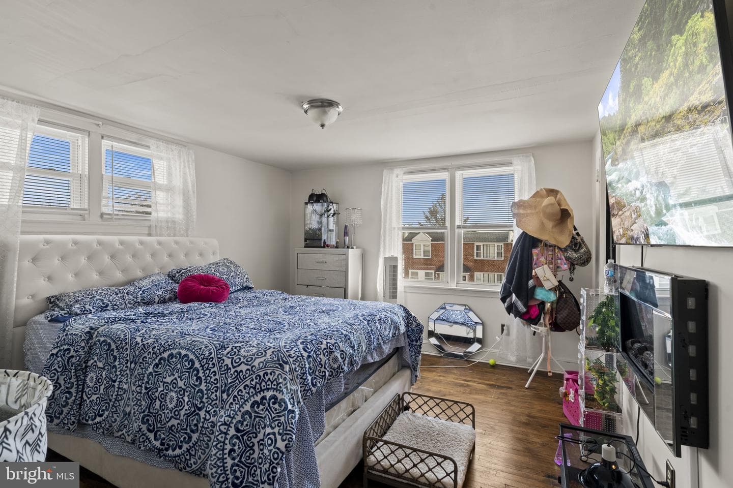 200 W 21st Street photo 14