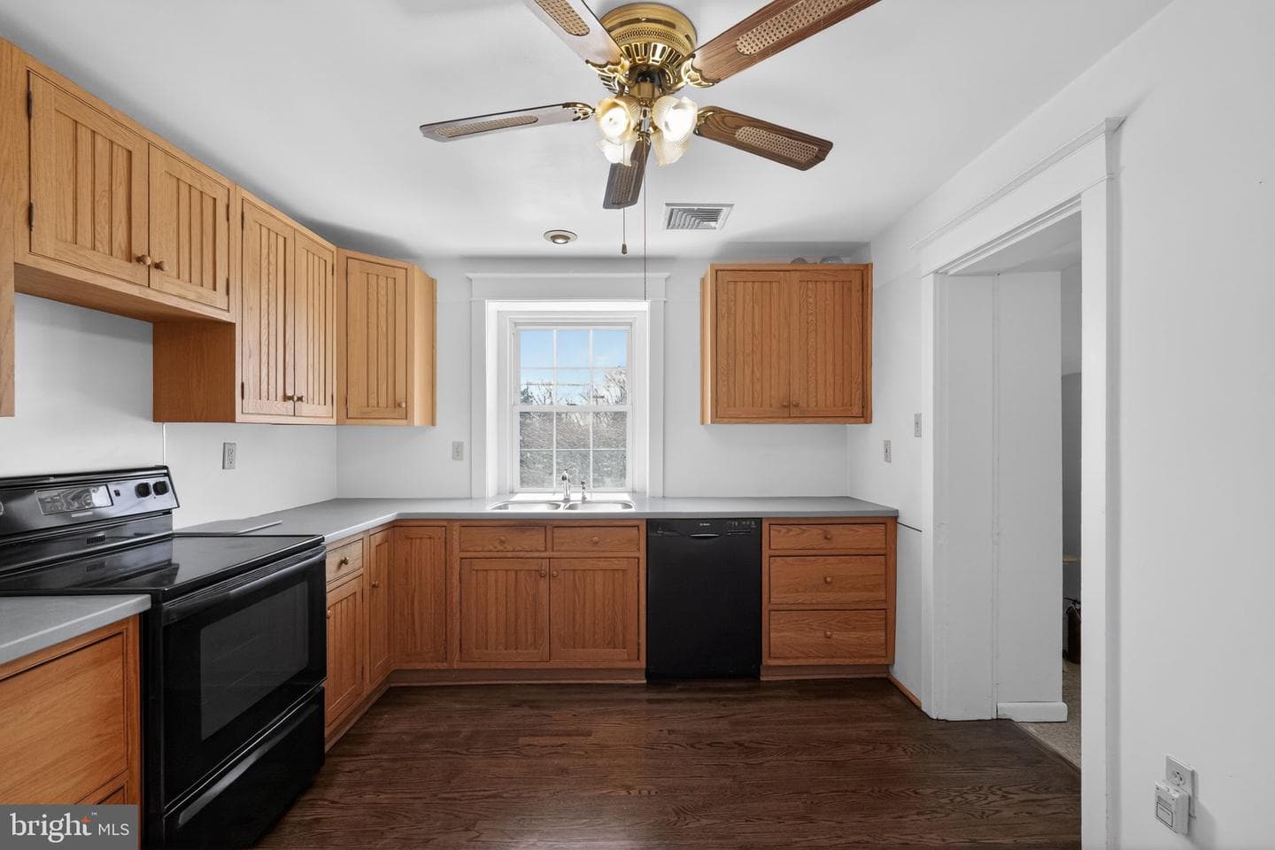 1327 Kendall Road photo 13
