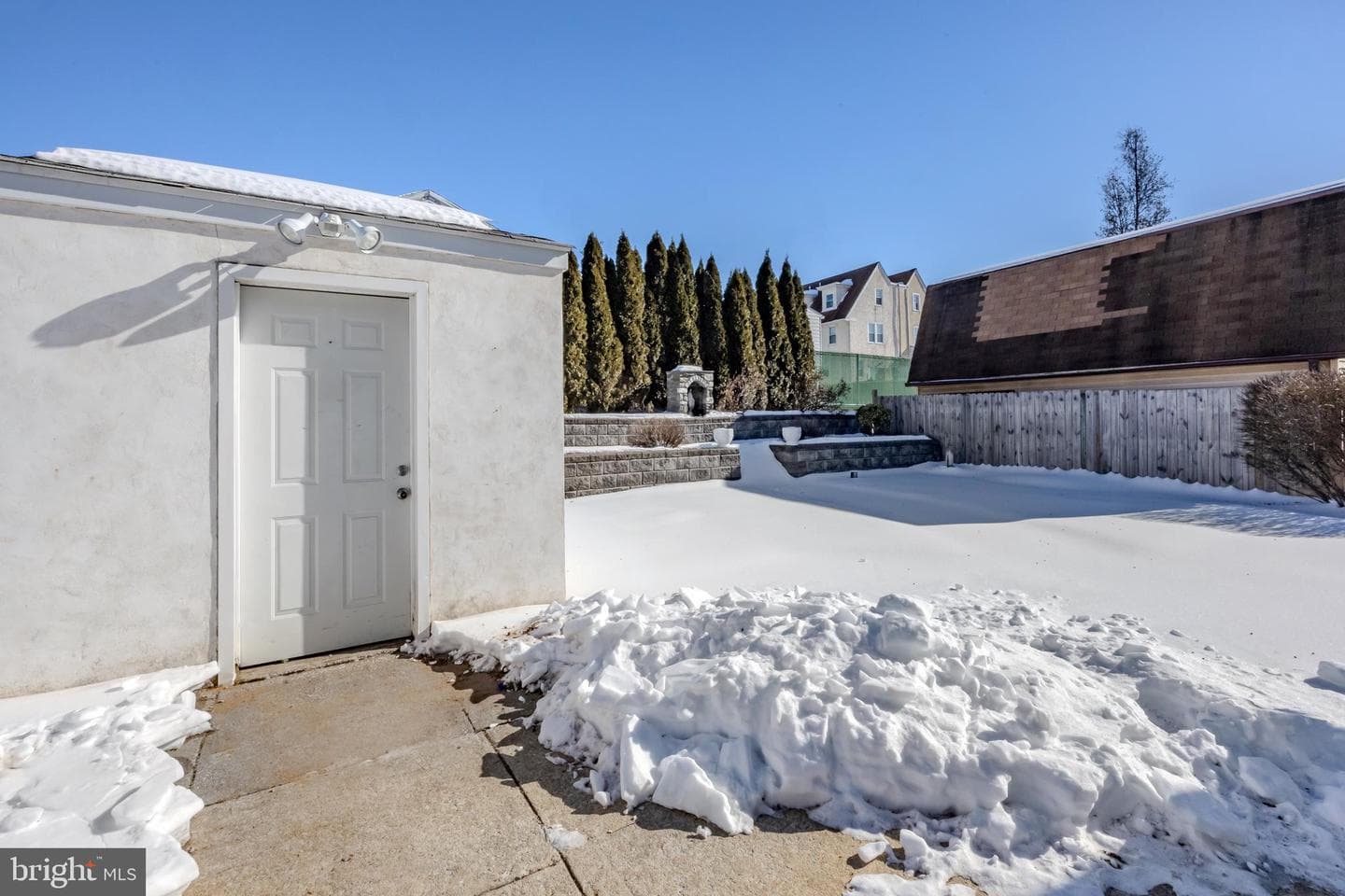 2107 Belvedere Avenue photo 35