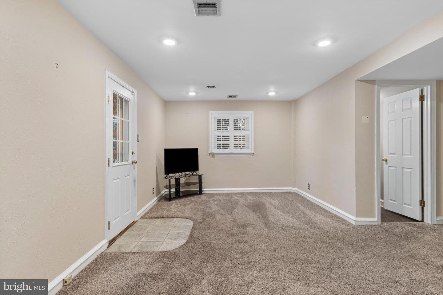 302 Governors Drive photo 18
