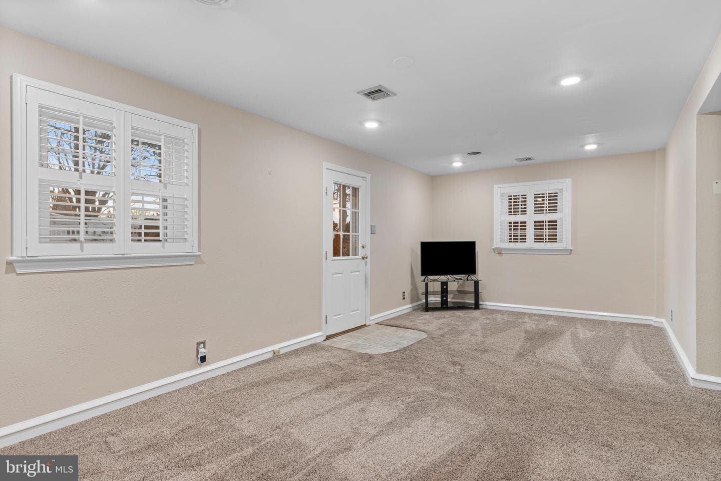 302 Governors Drive photo 19