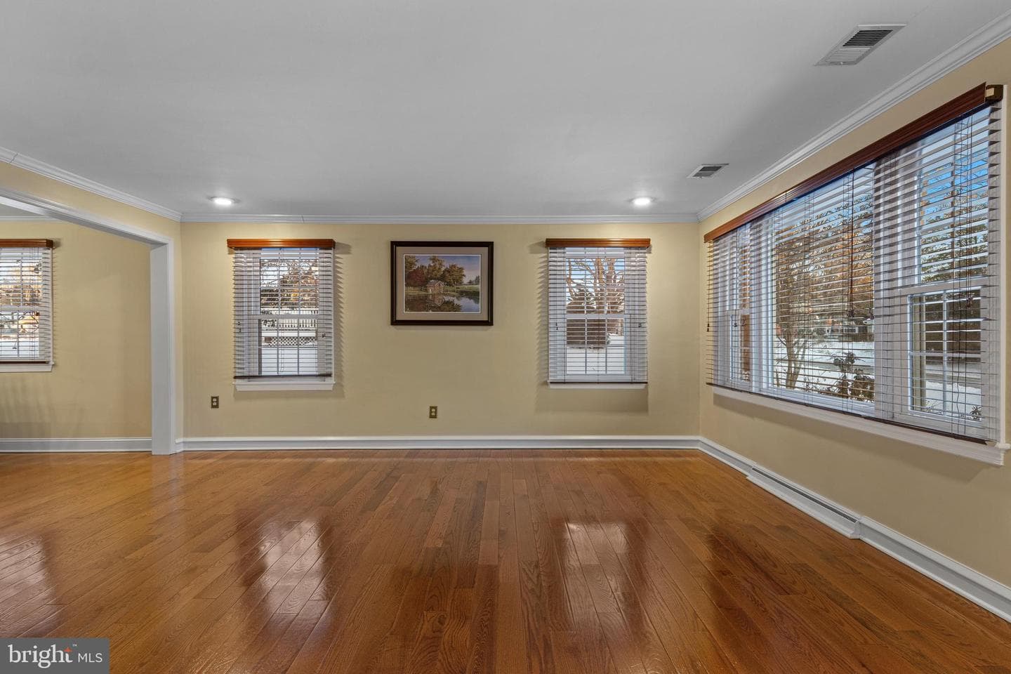 302 Governors Drive photo 3