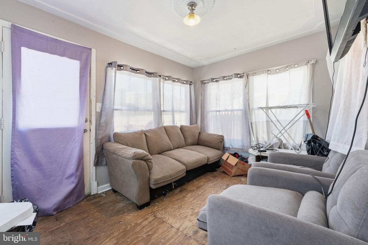 46 S Maple Avenue photo 12