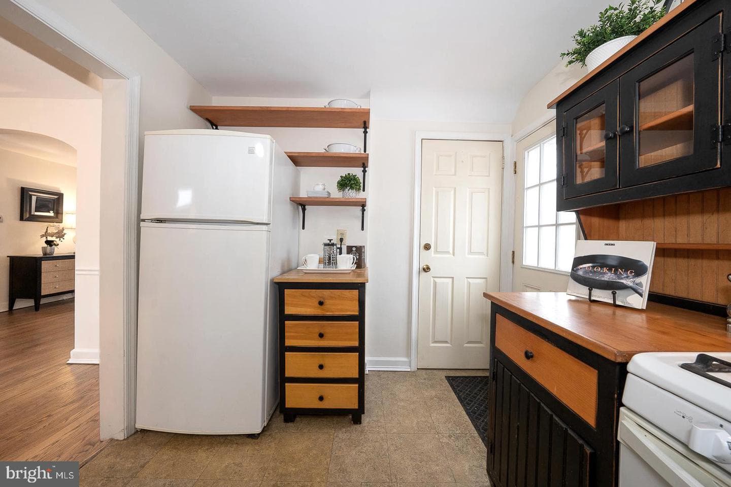301 Eagle Road photo 16
