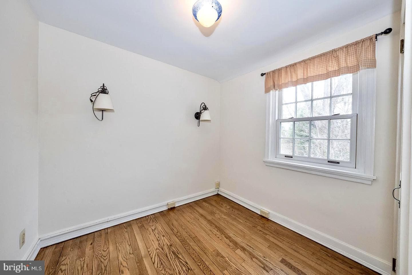 301 Eagle Road photo 25