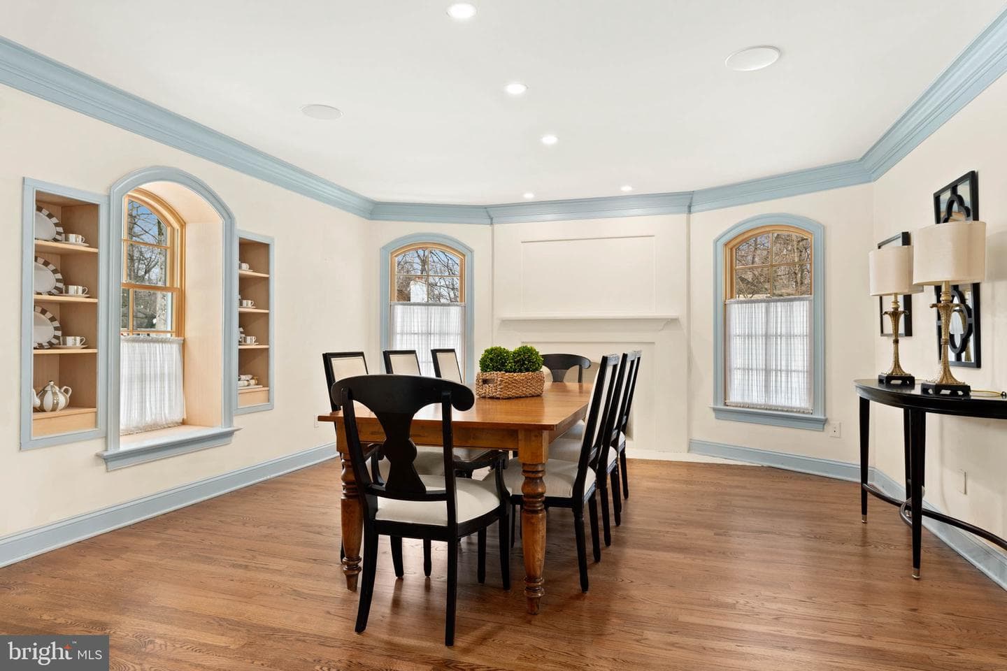 300 Valley Place photo 19