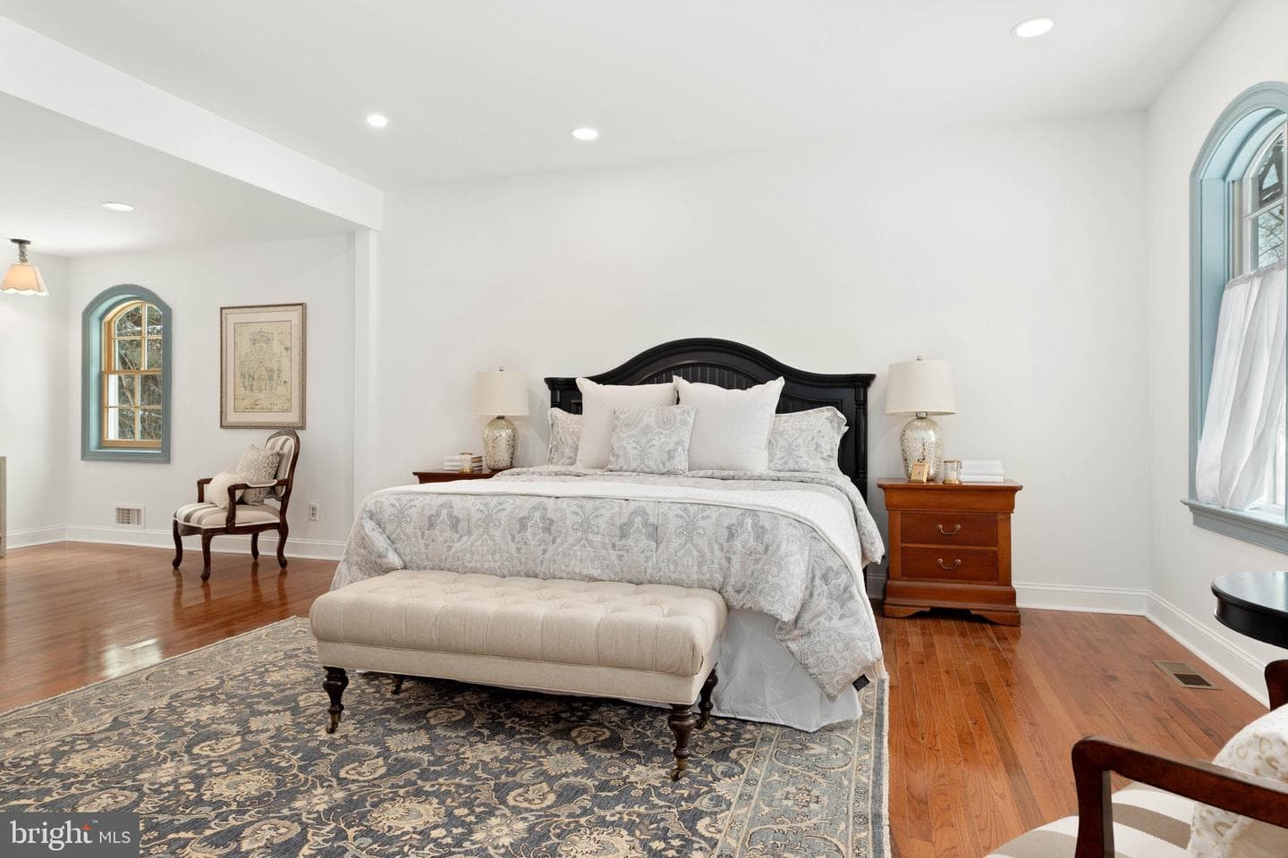 300 Valley Place photo 24