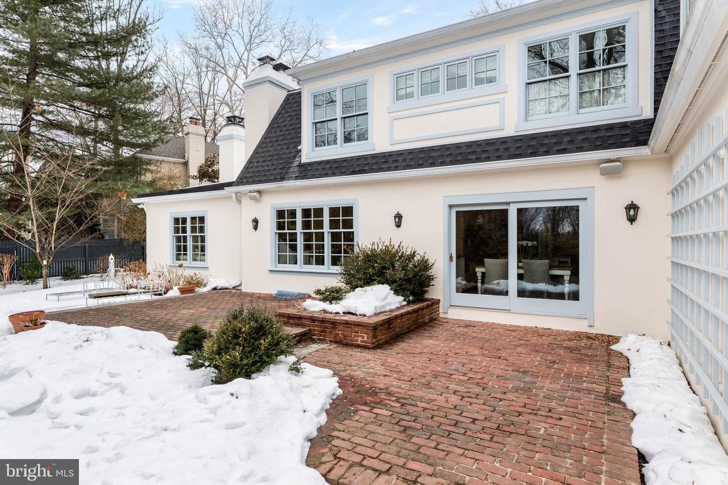 300 Valley Place photo 43