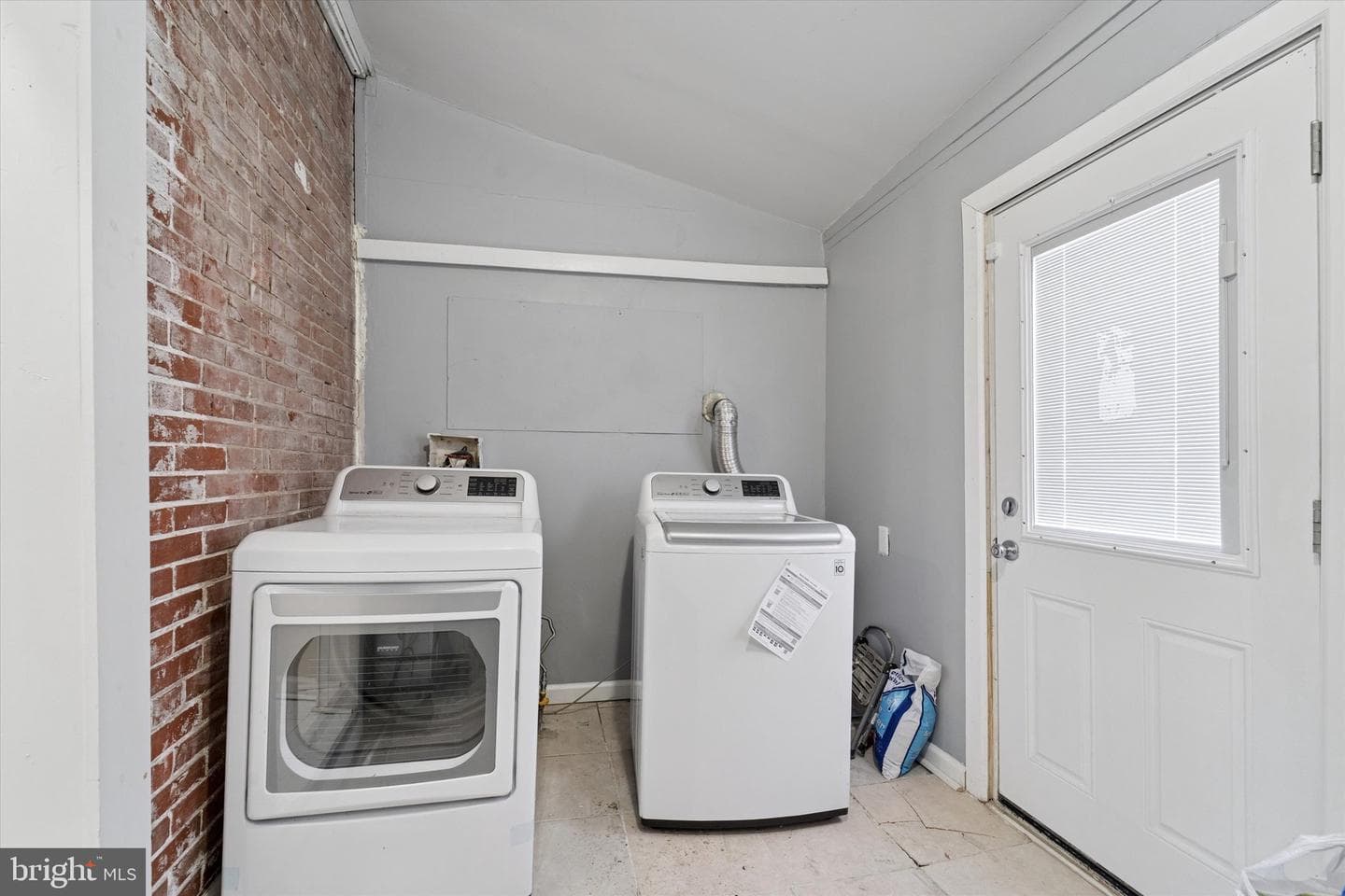 33 E Broadway Avenue photo 11
