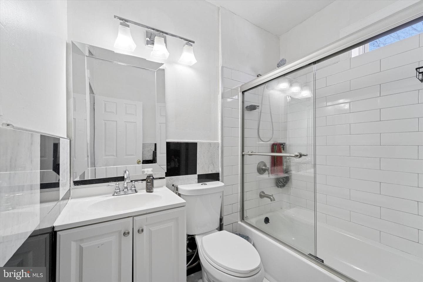 33 E Broadway Avenue photo 20