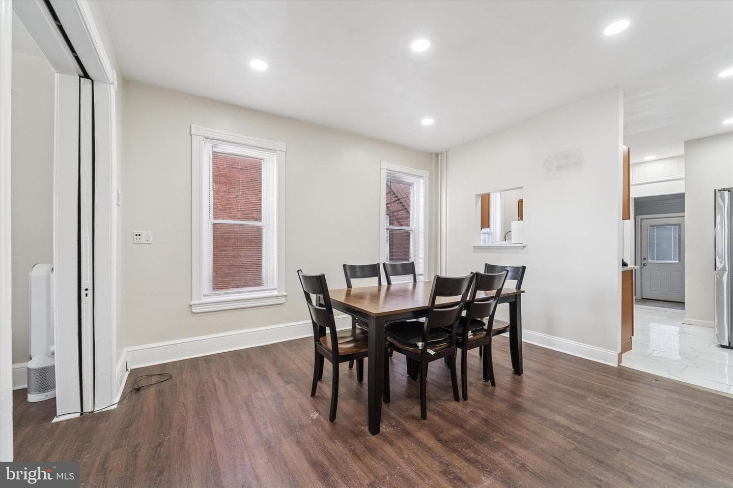 33 E Broadway Avenue photo 6