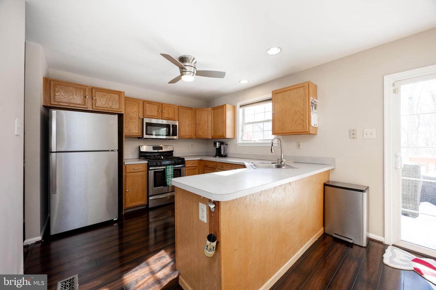 4423 Somerset photo 10