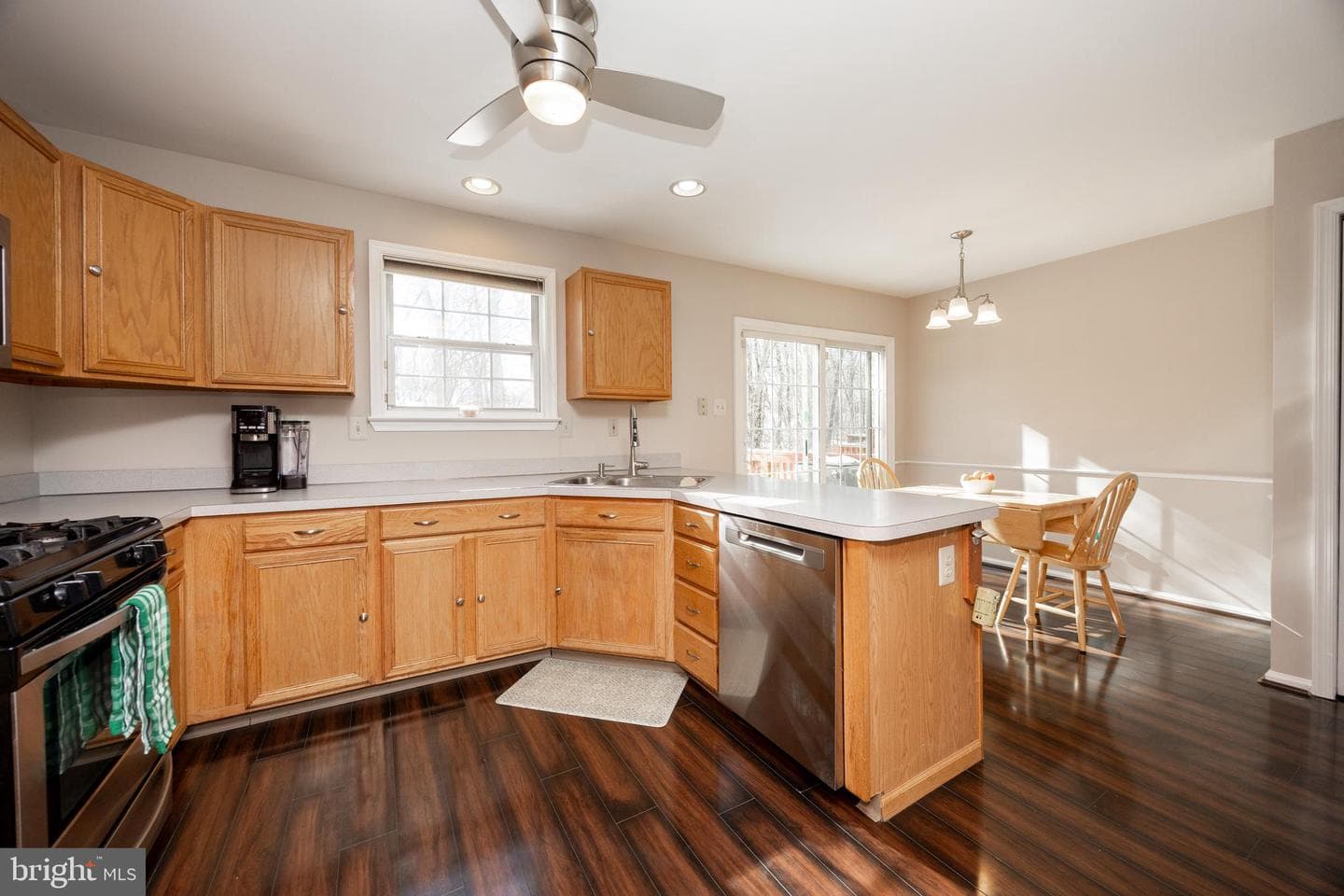 4423 Somerset photo 11