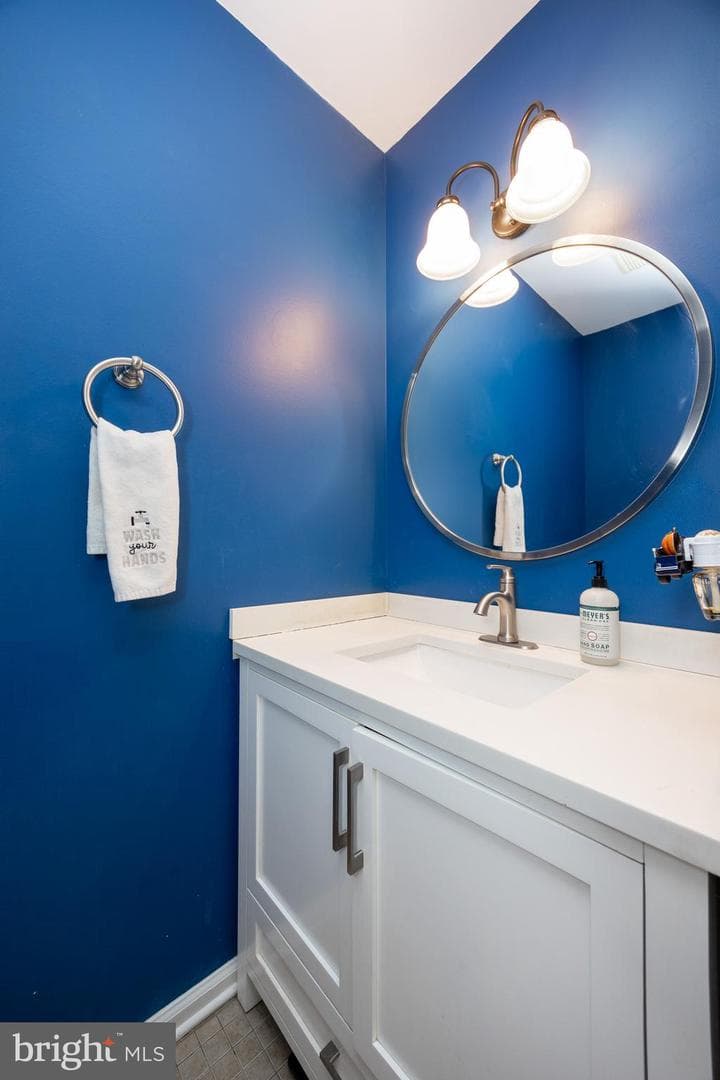 4423 Somerset photo 14