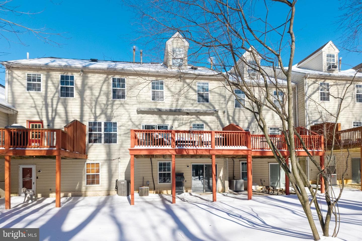 4423 Somerset photo 34