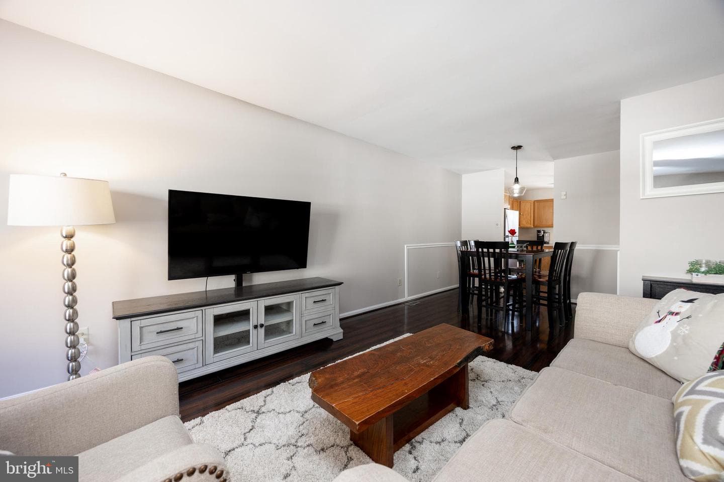 4423 Somerset photo 6