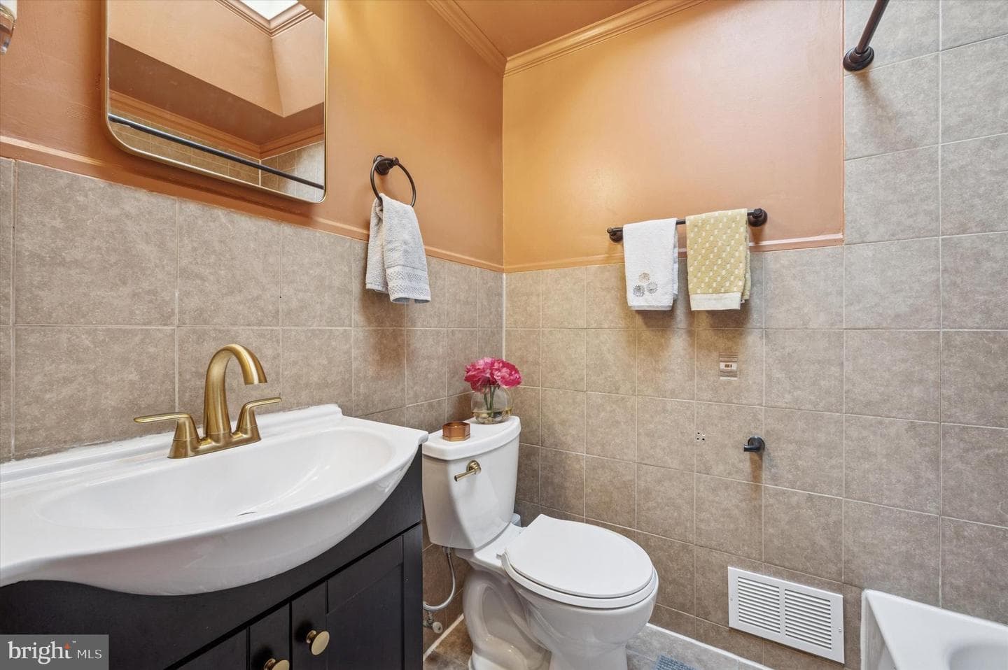 2262 Dermond Avenue photo 22