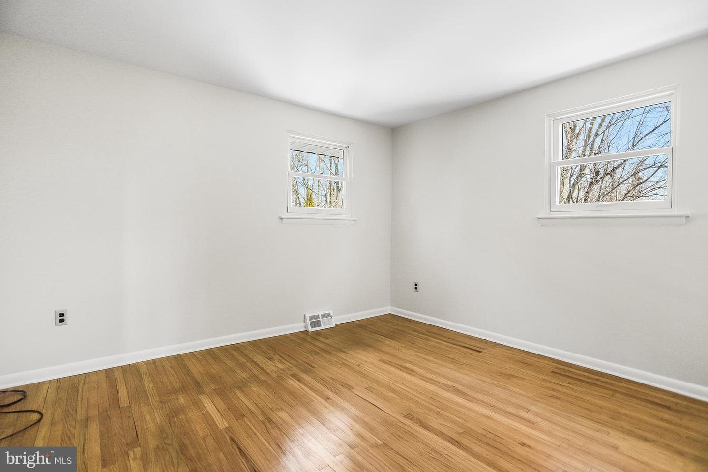 836 Haverford Road photo 9