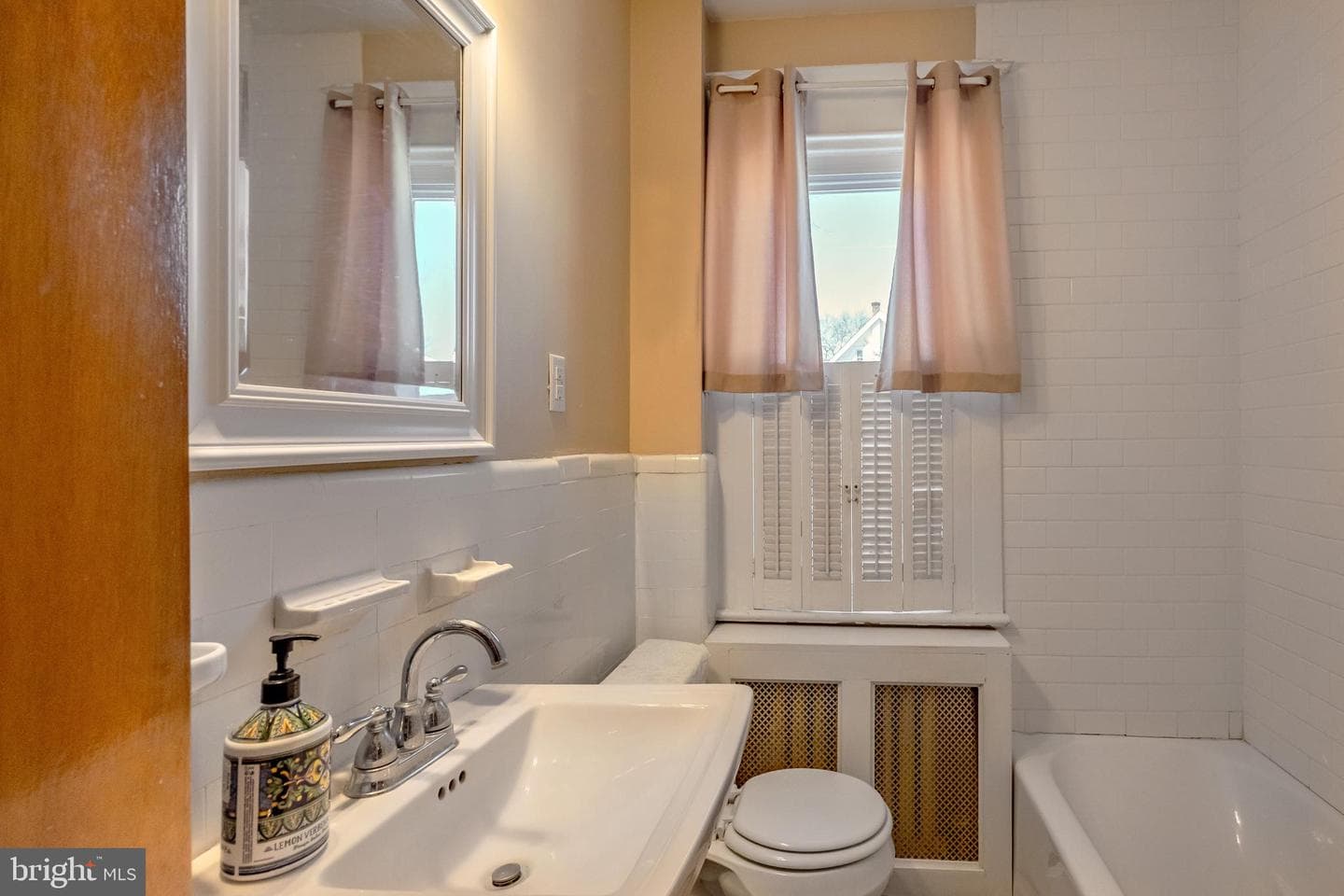 26 E Turnbull Avenue photo 23