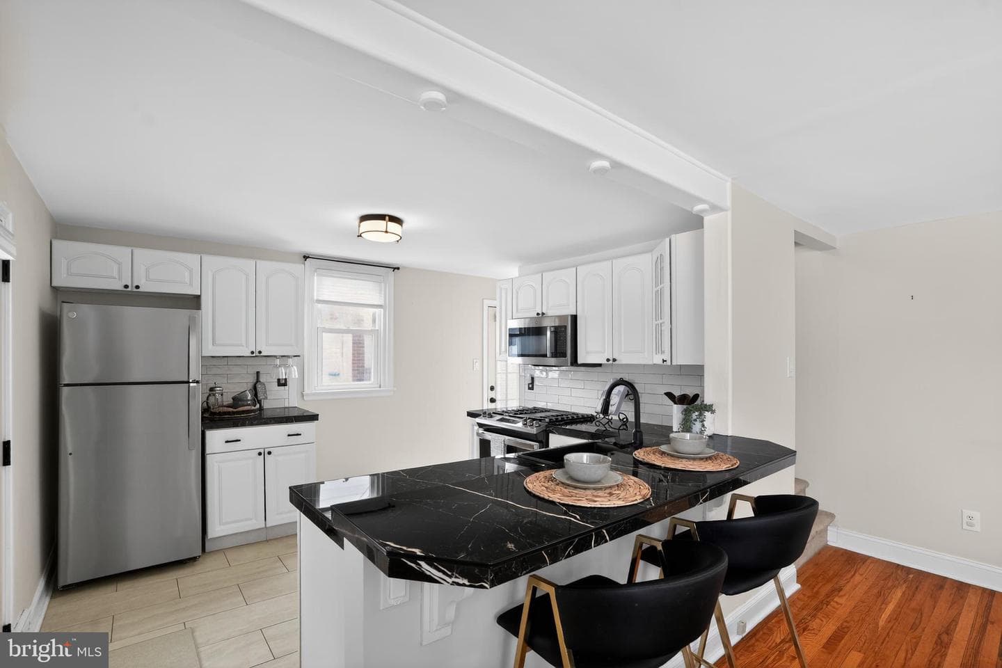 2158 6th Avenue photo 11