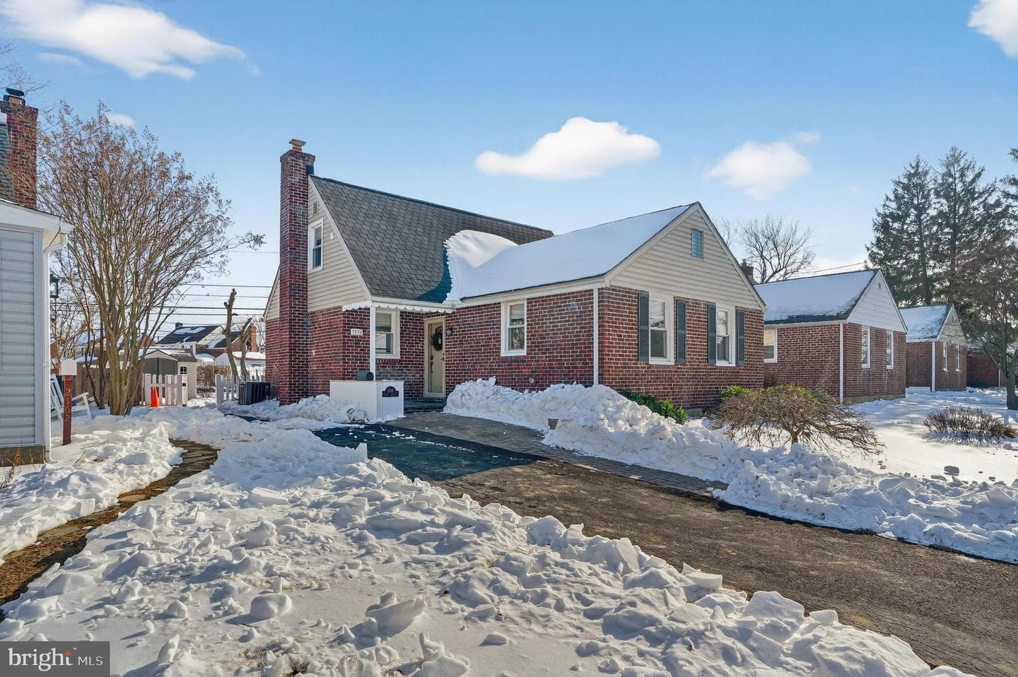 2158 6th Avenue photo 2