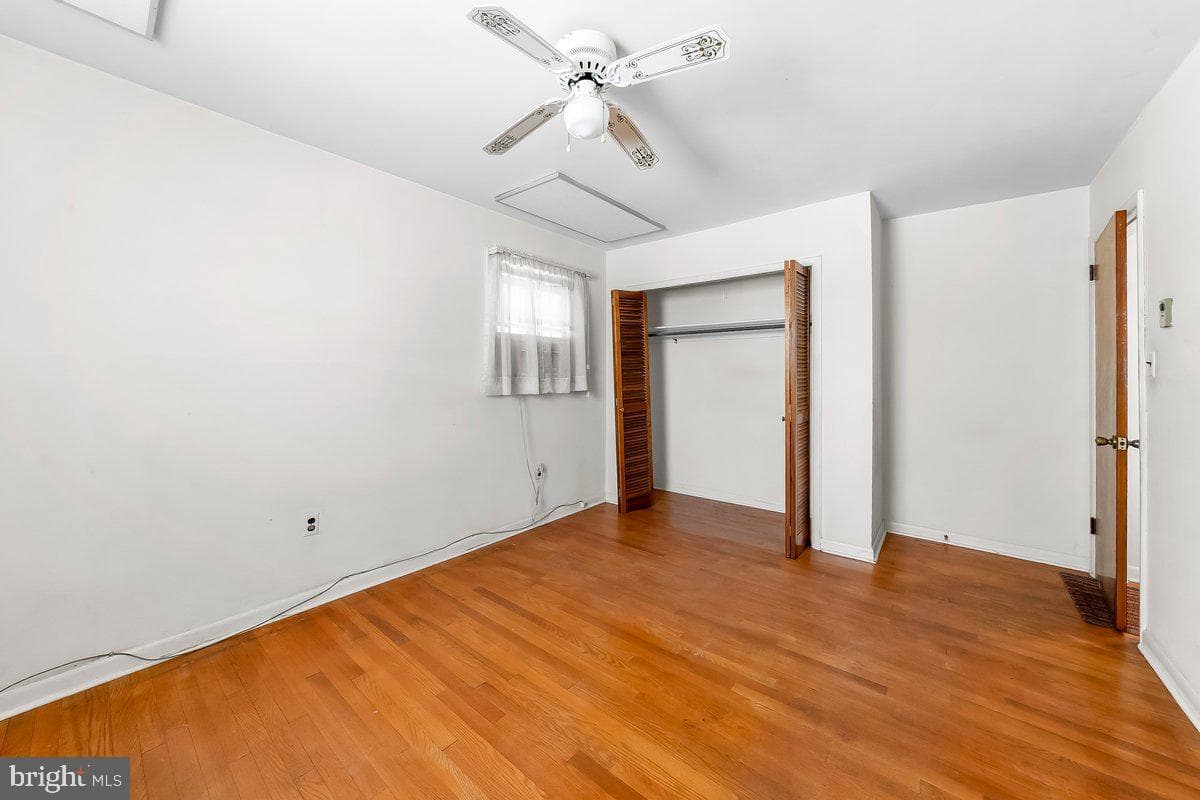 641 W Sproul Road photo 28