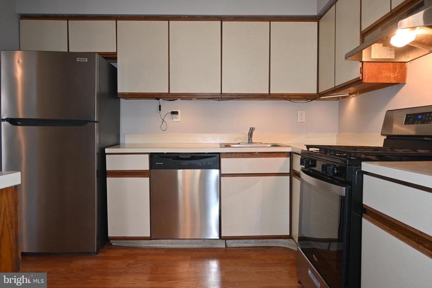 613 Saint Anthony Lane photo 14