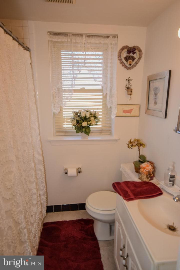 853 Gainsboro Road photo 31