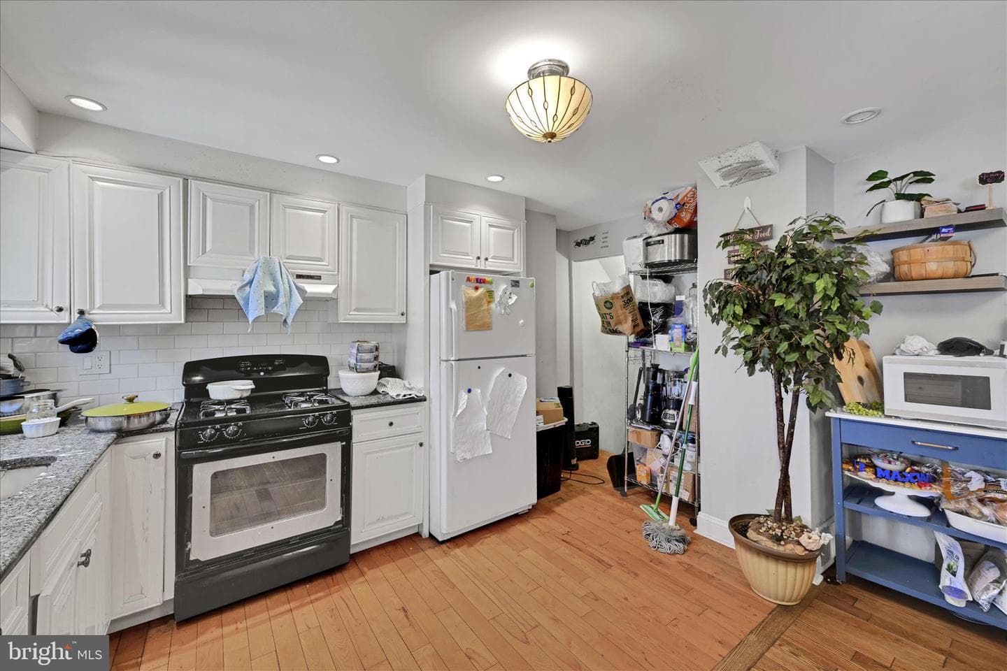 518 Jansen Avenue photo 15