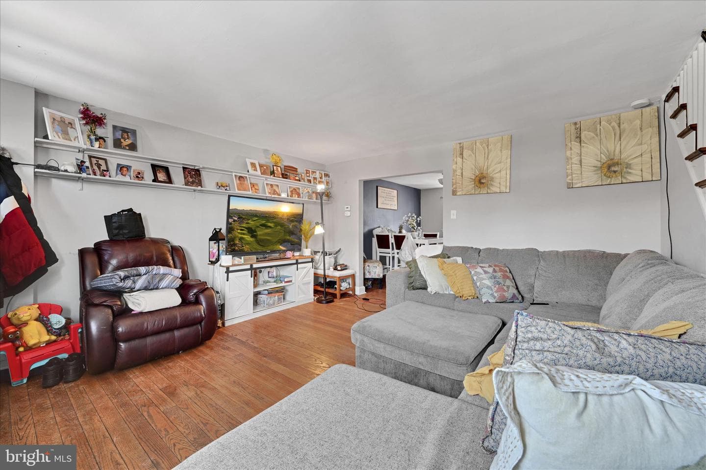 518 Jansen Avenue photo 9