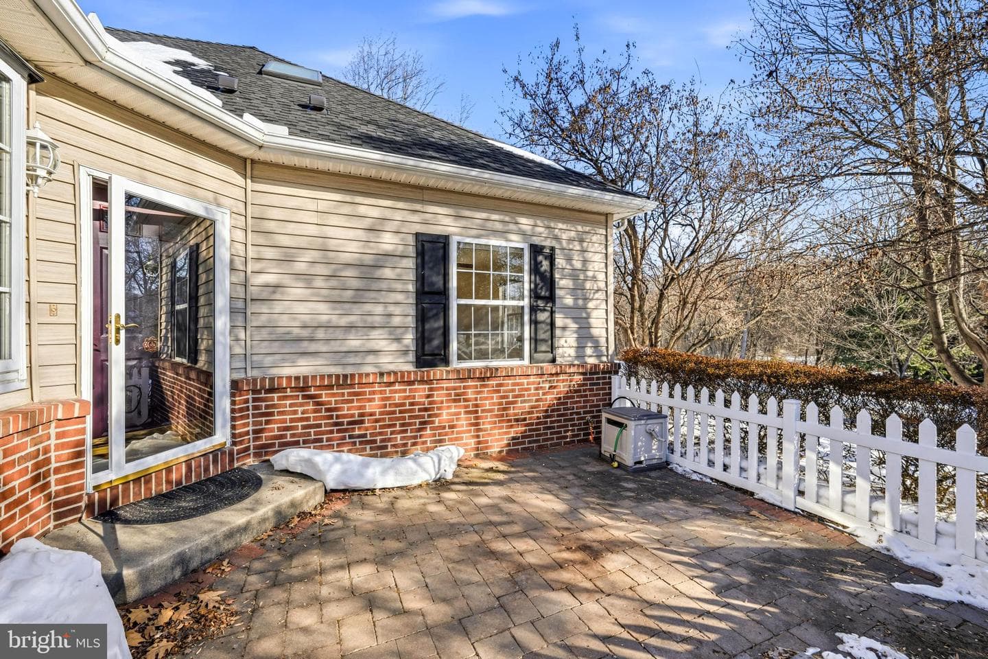2604 Century Lane photo 5