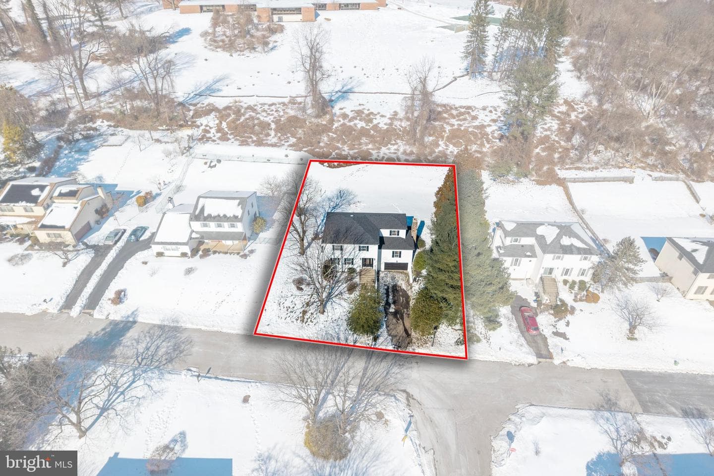 625 Heather Lane photo 40