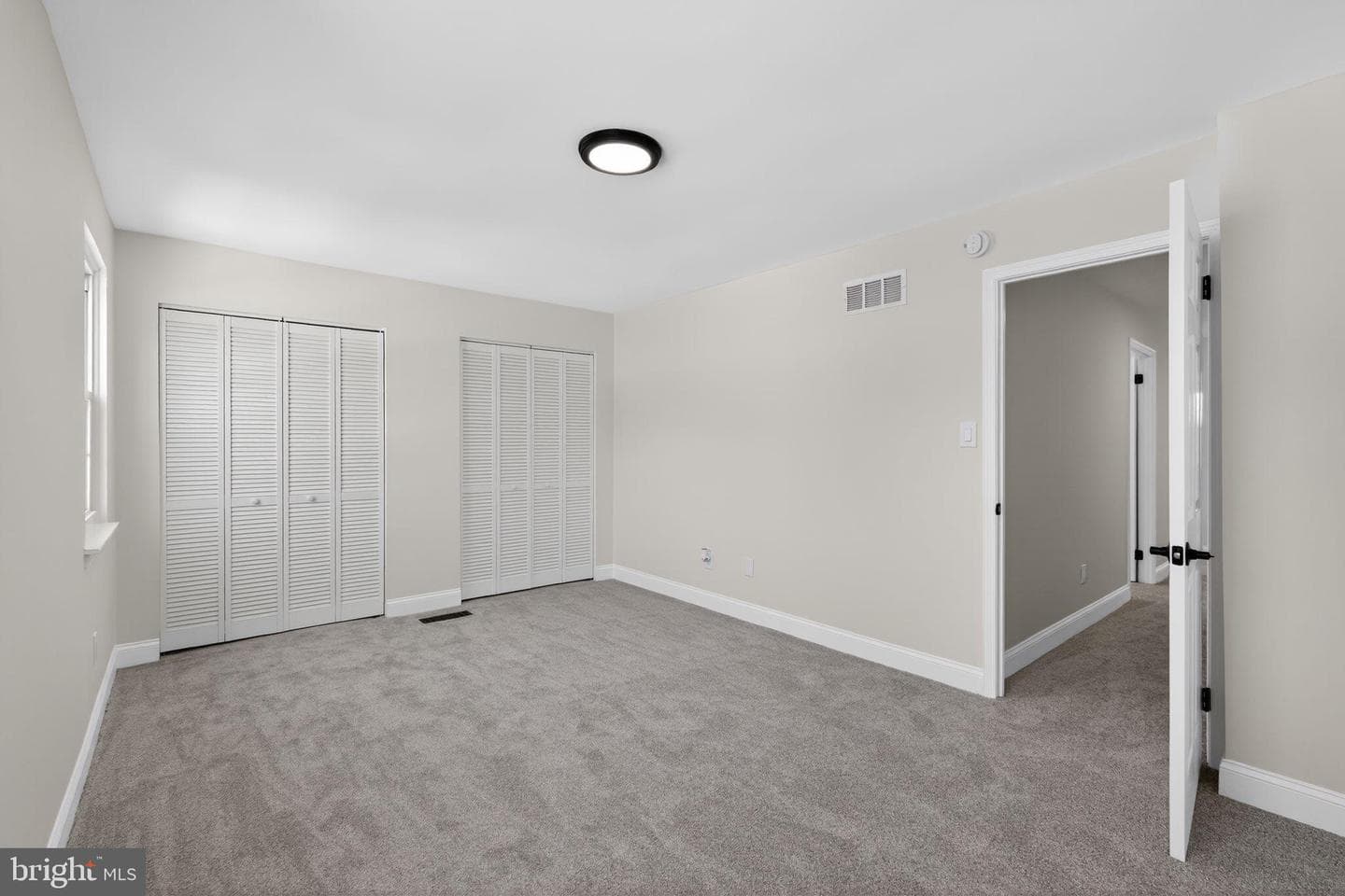 642 Rively Avenue photo 23