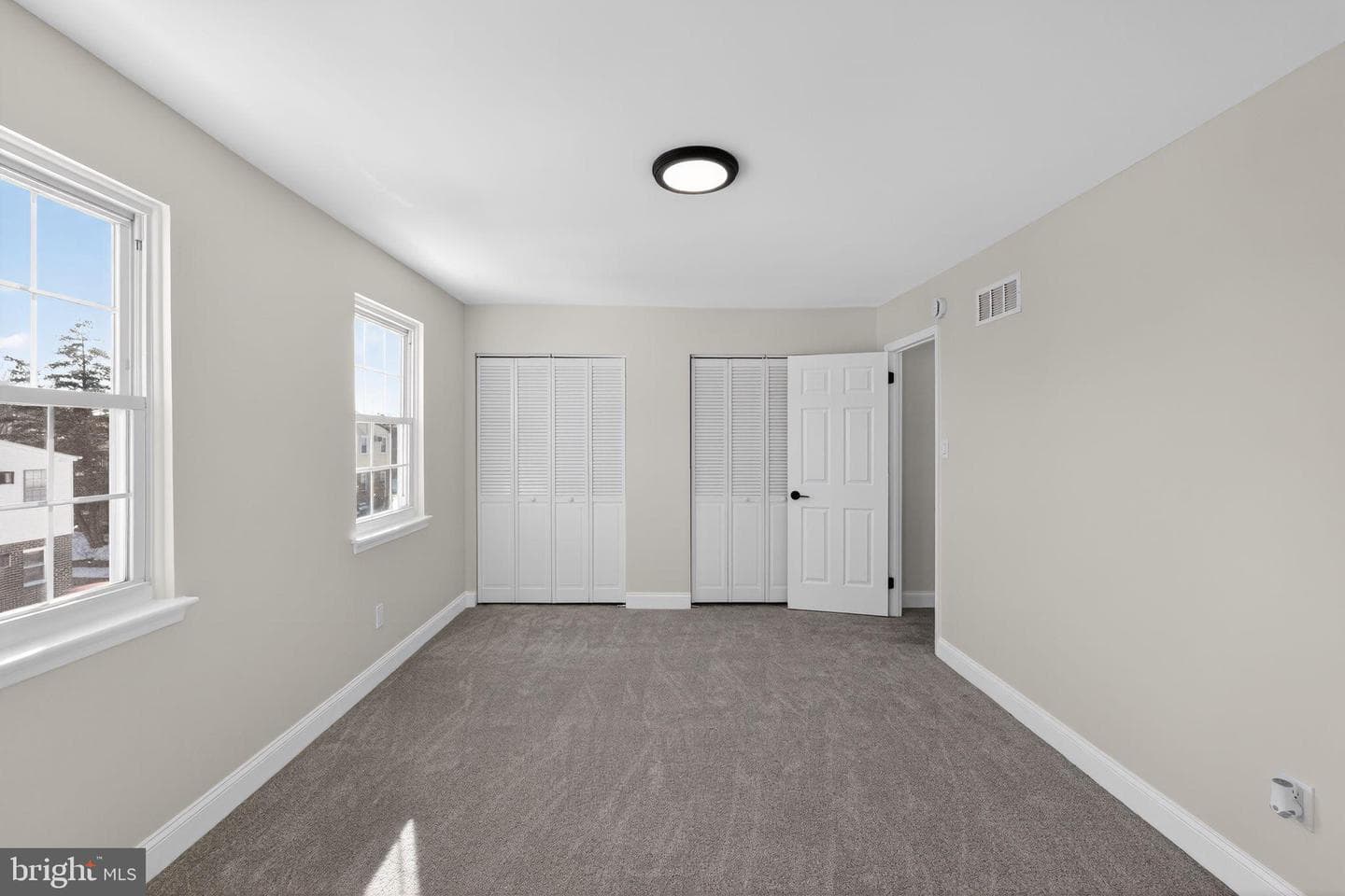 642 Rively Avenue photo 26
