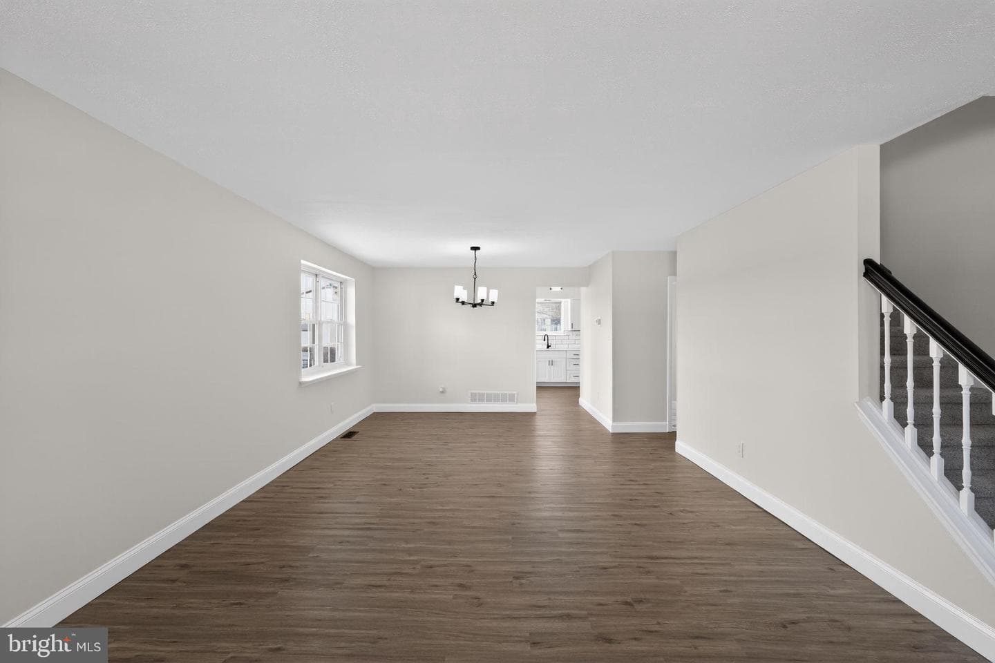 642 Rively Avenue photo 9