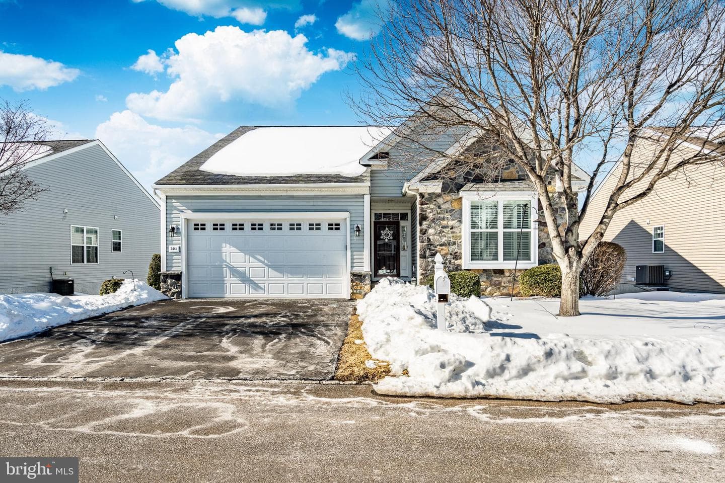 3441 Hance Lane photo 2