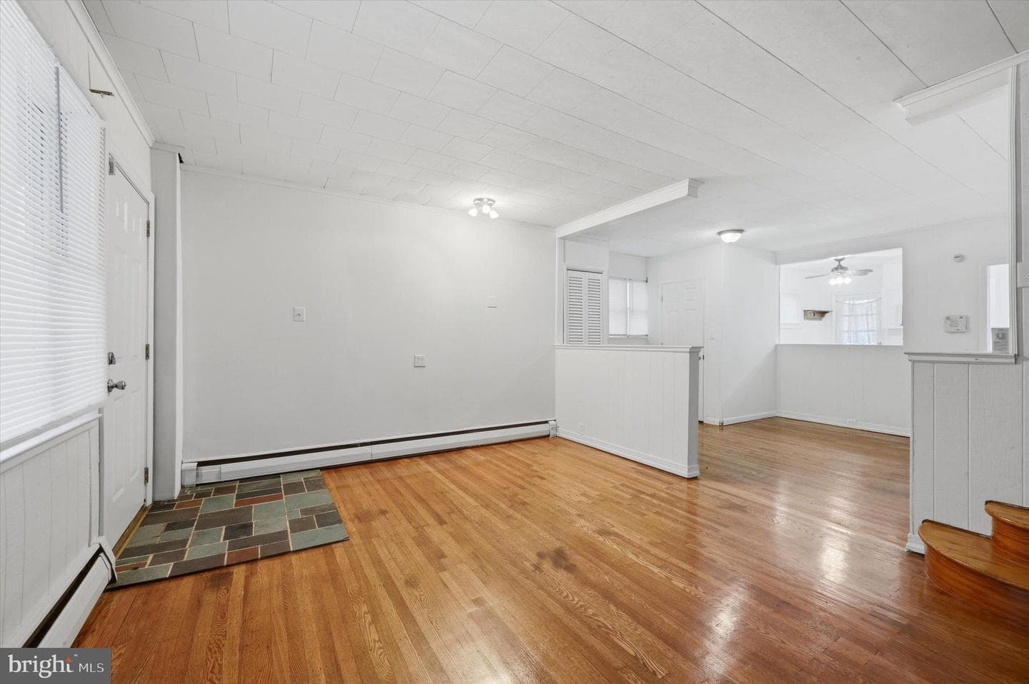 5 S Wells Avenue photo 3