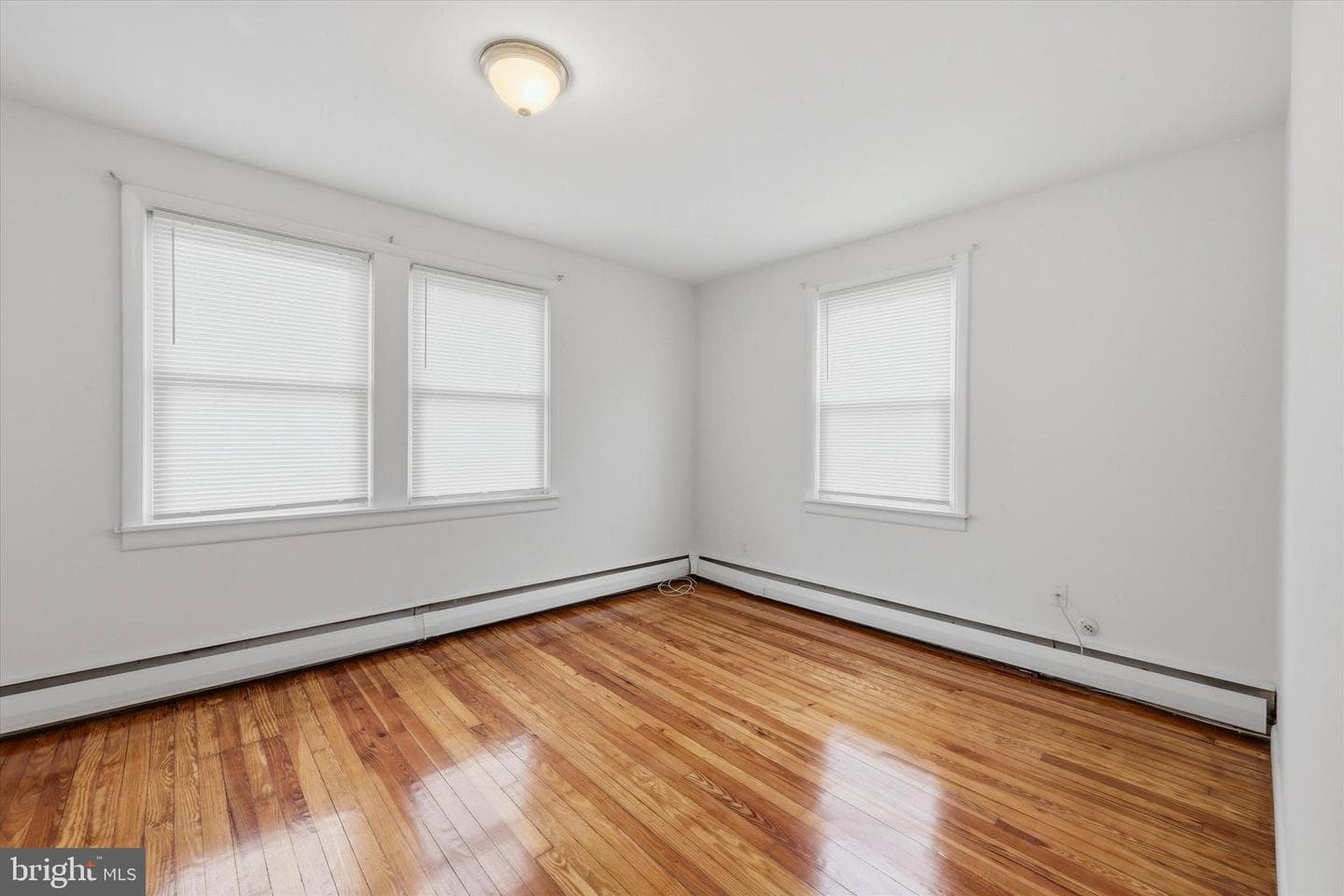 5 S Wells Avenue photo 7