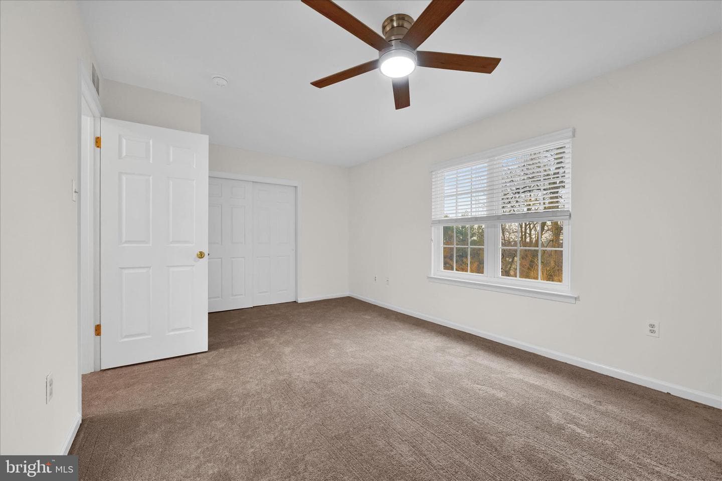 179 Nottingham Court photo 18