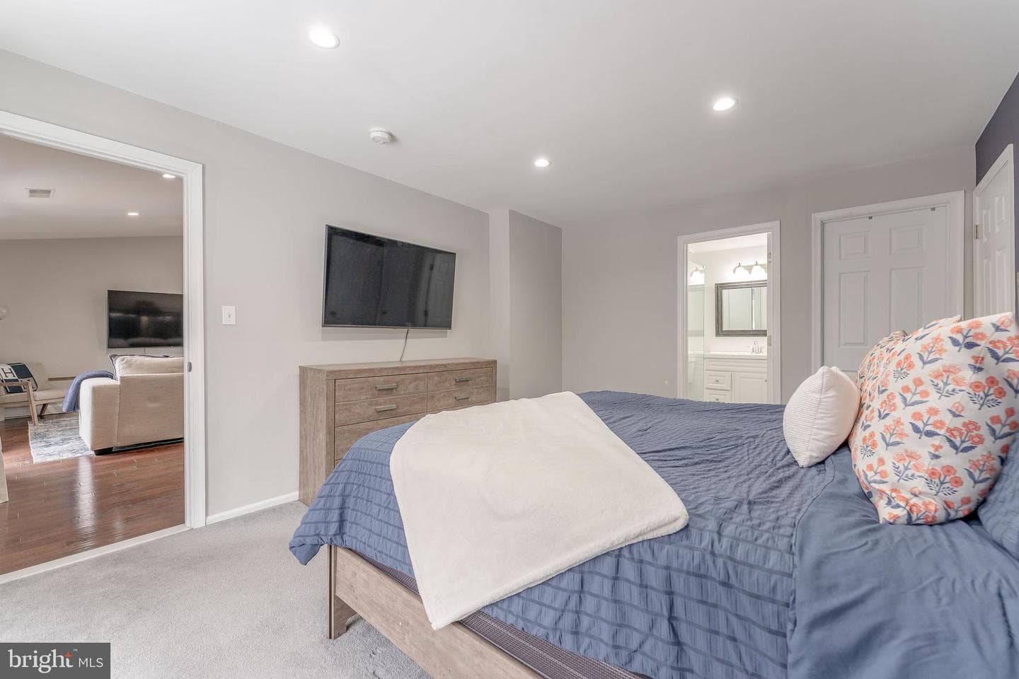 308 Pritchard Place photo 17